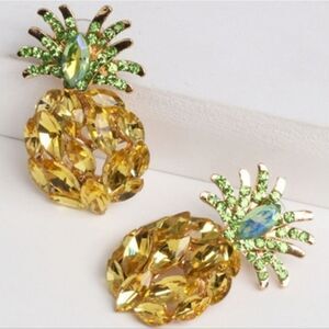 New PINEAPPLE RHINESTONE STUD EARRINGS